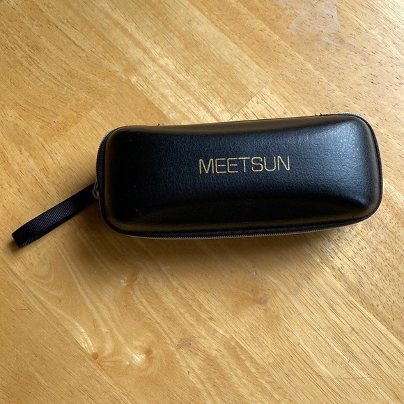 MeetSun sunglasses Case - Picture 1 of 5